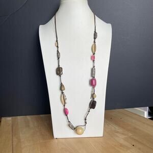 Chico's beaded necklace signed costume jewelry faceted stones pink neutral long